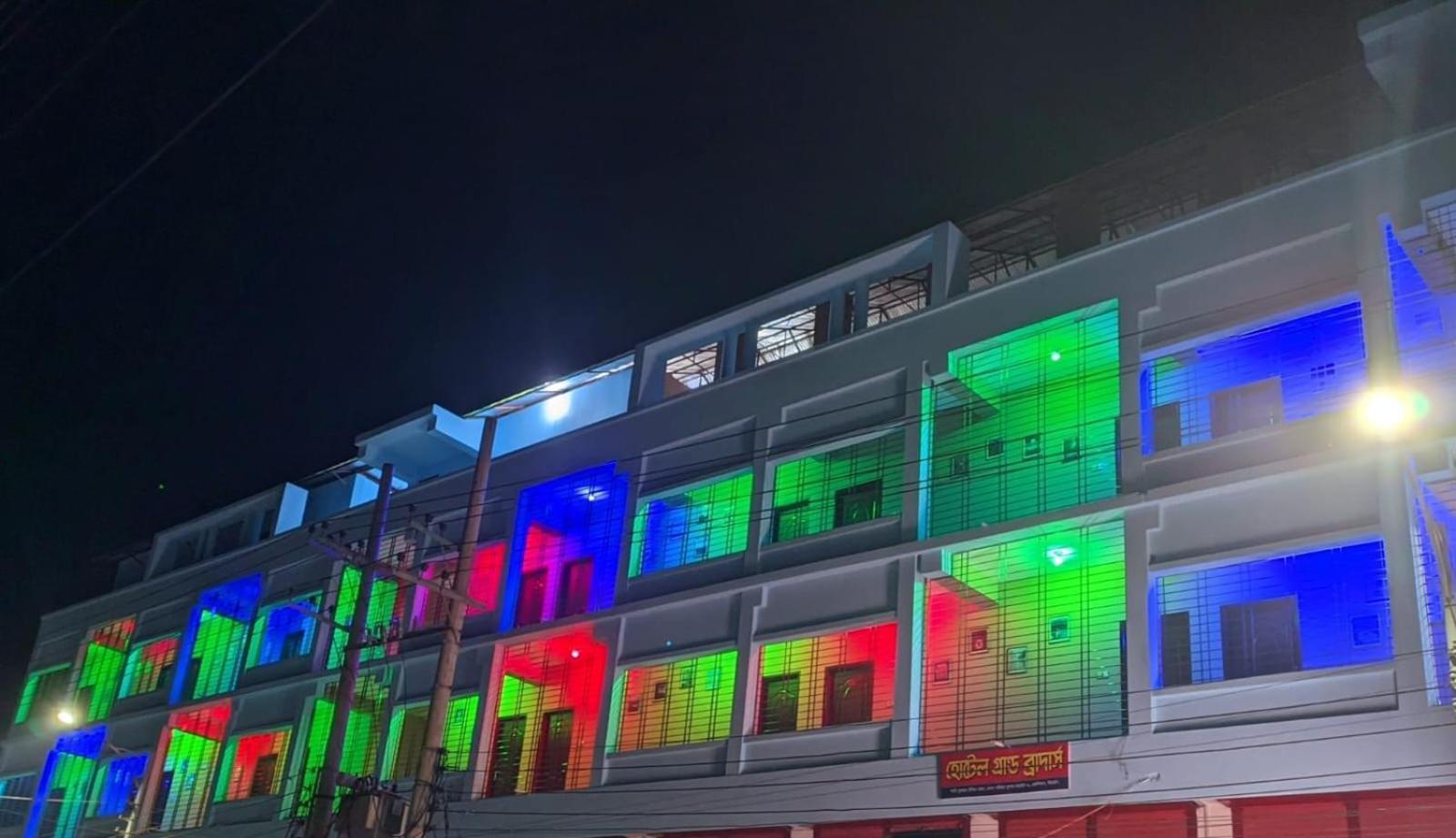 Hotel Grand Brothers Силхет Экстерьер фото